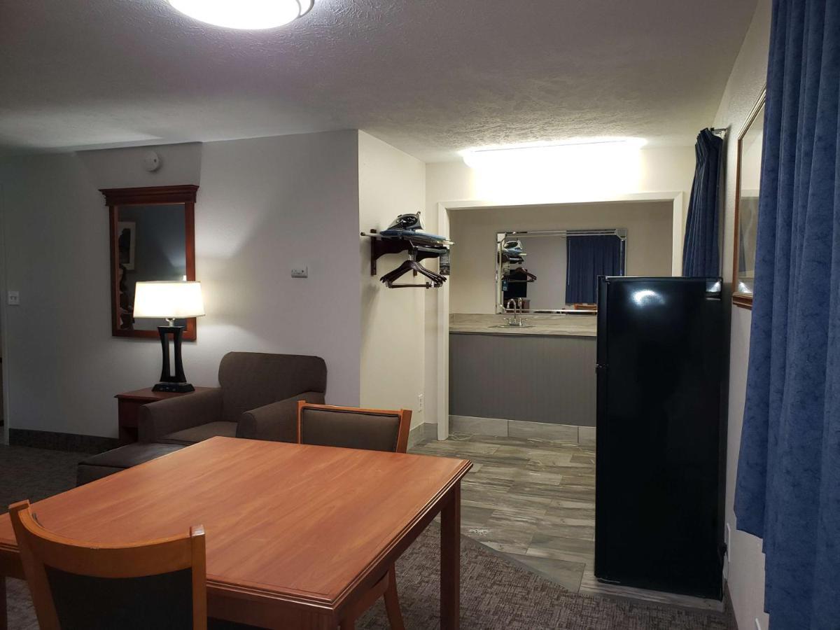 Surestay Plus Hotel By Best Western Grand Island Exterior photo