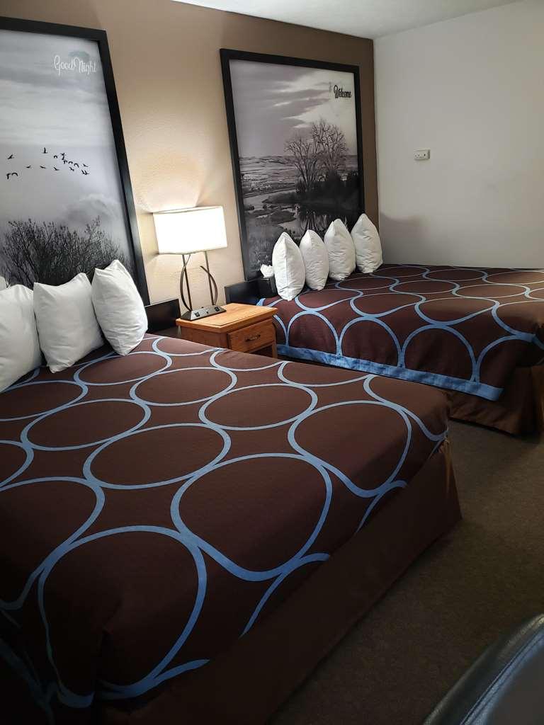 Surestay Plus Hotel By Best Western Grand Island Room photo