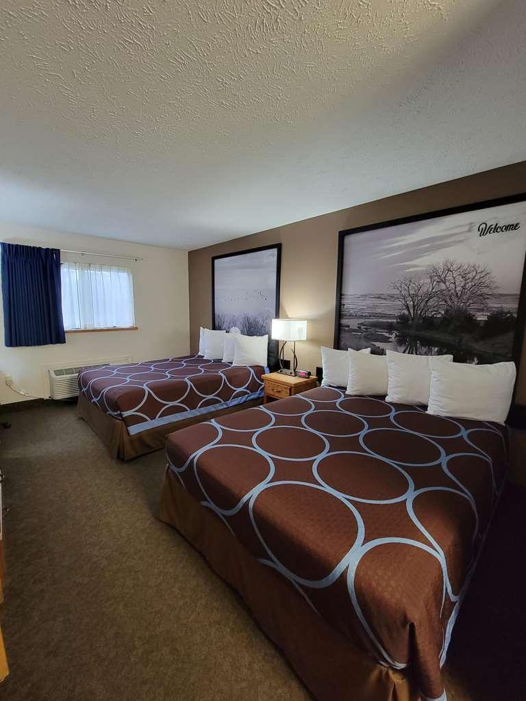 Surestay Plus Hotel By Best Western Grand Island Room photo