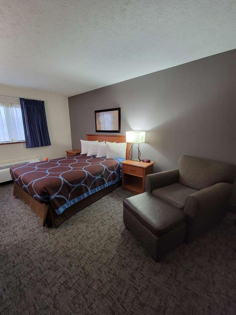 Surestay Plus Hotel By Best Western Grand Island Room photo