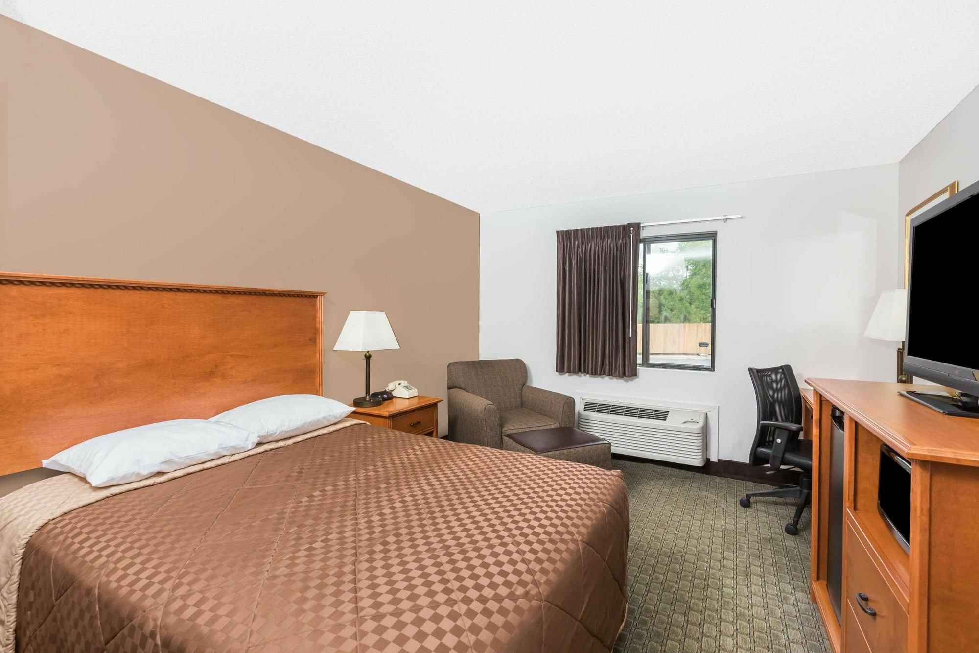 Surestay Plus Hotel By Best Western Grand Island Exterior photo